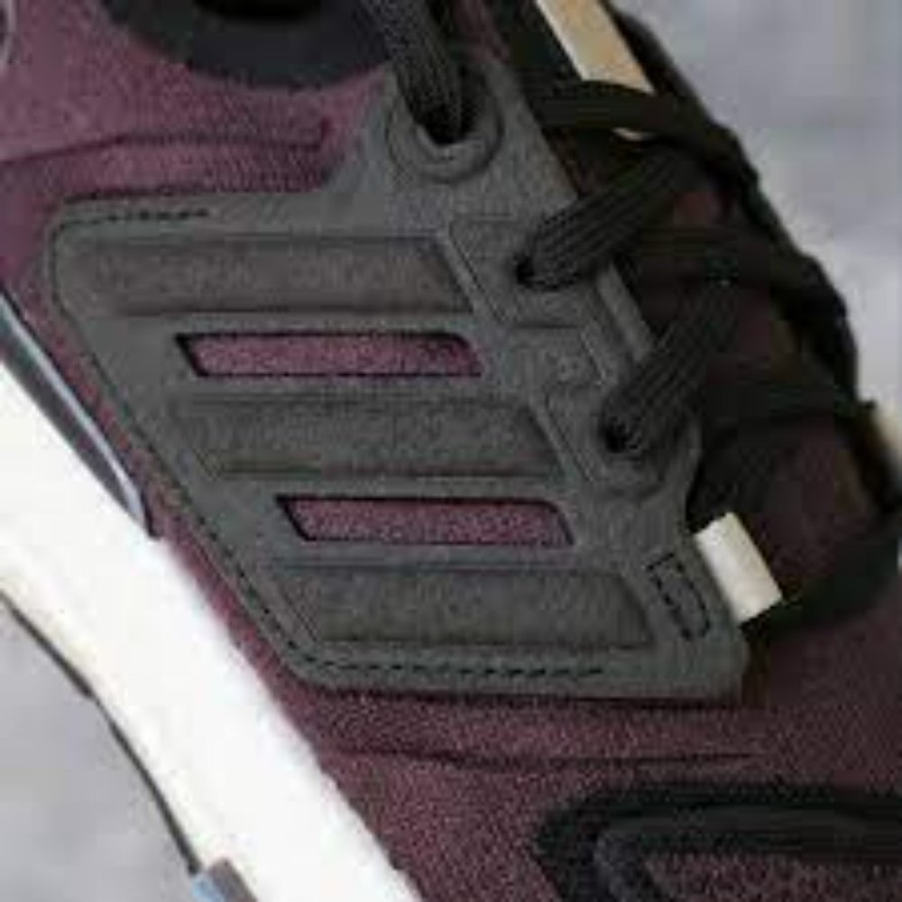 Adidas Ultraboost 22 Running Shoes (Shadow Maroon). Brand New. Men Sizes: 9 - 12 - Picture 7 of 11